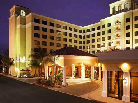 DoubleTree Suites By Hilton Anaheim .
